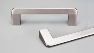 CASE HANDLE 96MM  BRUSHED NICKEL