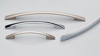 LOFTUS HANDLE 352MM  STAINLESS EFFECT
