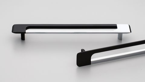 HANDLE 272MM  224MM  BLACK AND POLISHED CHROME