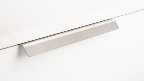 EDGE PULL STRAIGHT PULL STAINLESS STEEL