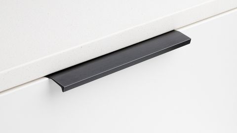 EDGE PULL PULL BLACK ANODISED