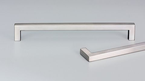 SIENA HANDLE POLISHED STAINLESS