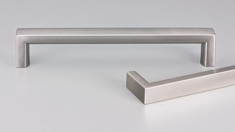REGGIO HANDLE SATIN STAINLESS