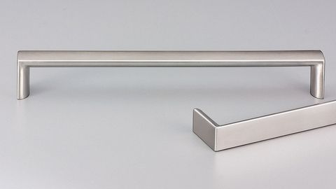 LATINA HANDLE SATIN STAINLESS