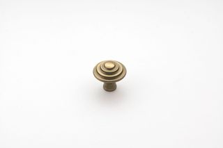 BENTLEIGH KNOB 38MM BRUSHED ANTIQUE BRASS (CASTELLA)