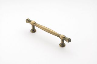 BENTLEIGH HANDLE 96MM BRUSHED ANTIQUE BRASS (CASTELLA)