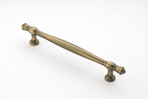 BENTLEIGH HANDLE ANTIQUE BRASS