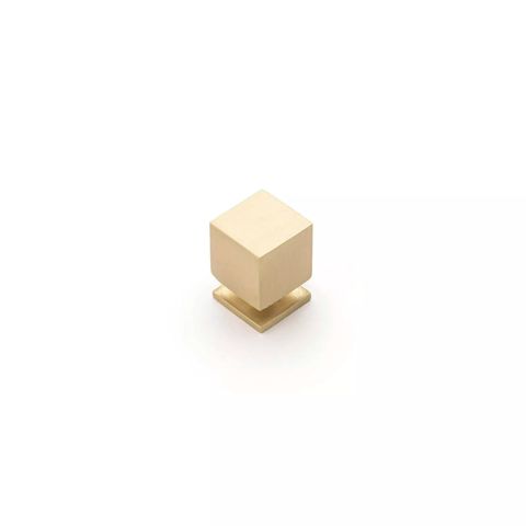 CUBE KNOB BRUSHED BRASS