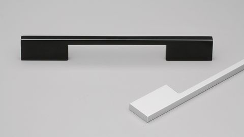 SYDNEY HANDLE BLACK ANODISED