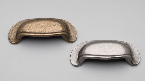 SHELL 64MM CAST IRON GLOSS