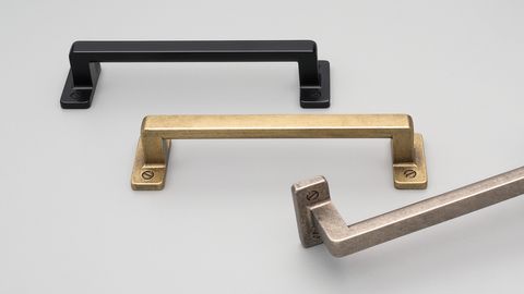 PERRY HANDLE ANTIQUE BRASS