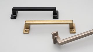 PERRY HANDLE 128MM ANTIQUE BRASS MATT