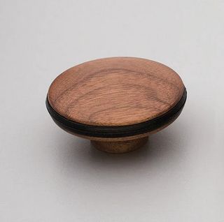 ORBIT KNOB 62MM WALNUT