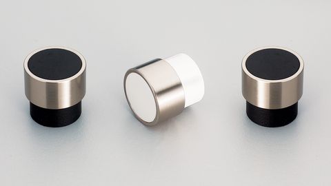 RADIO KNOB 26MM WALNUT WITH SE RING