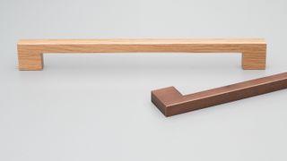 URBAN HANDLE SQ 160MM OAK