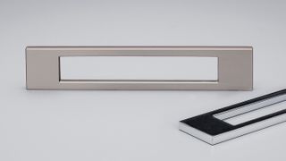 KEYLINE HANDLE 192MM  BRUSHED NICKEL