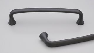IRON HANDLE 160MM BLACK