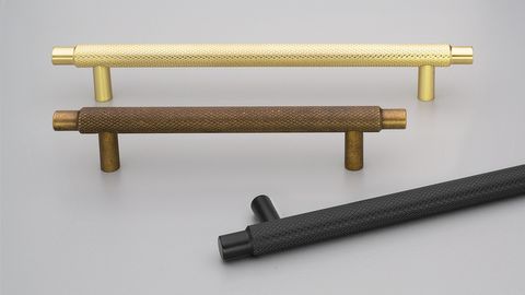 HERNING HANDLE BRUSHED GOLD