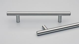 BAZEL HANDLE 224MM SATIN STAINLESS