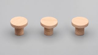 CIRCUM KNOB 33MM OAK UNFINISHED