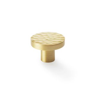 BEXHILL KNOB 38MM HAMMERED SATIN BRASS (CASTELLA)