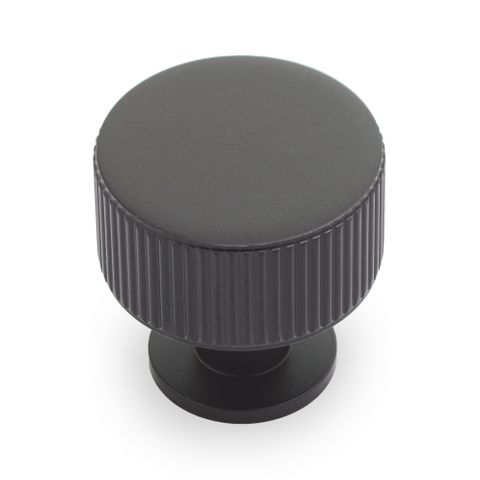 ROMANO KNOB 30MM MATT BLACK (CASTELLA)