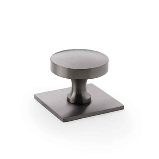 HASTINGS BACKPLATE 38MM ON GUNMETAL PVD