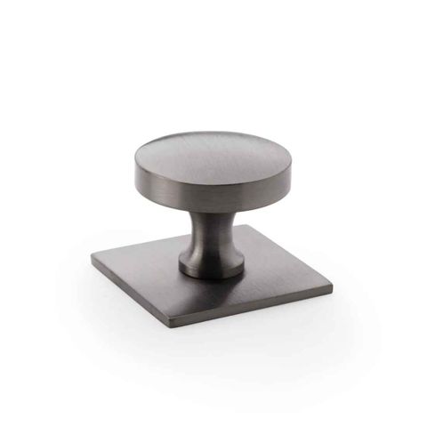 HASTINGS BACKPLATE 38MM ON GUNMETAL PVD