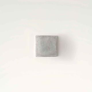 CAST SQUARE 80MM SQUARE CENTRE DOOR KNOB - SILVER