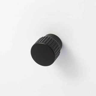 CASCADE 25MM KNOB - MATT BLACK