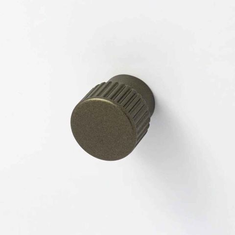 CASCADE 25MM KNOB - BRONZE OLIVE