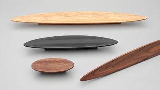 HUSK HANDLE 128MM C TO C 329 O/A OAK LACQUERED
