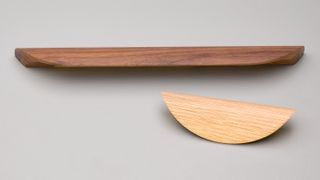 ARCHIVE HANDLE 768 C TO C 912 O/A OAK DARK BROWN STAIN