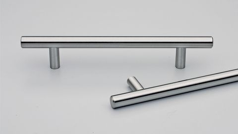 12MM S/STEEL RAIL HANDLE 700MM WITH C TO C 636MM
