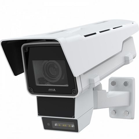 AXIS 02420-001 - Q1656-DLE radar-Video Fusion Camera. Enhanced situational awareness based on the fusion of visual- and radar sensor information in one device