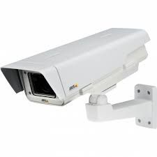 AXIS 0752-001 -  Outdoor, IP66- and NEMA 4X-rated, 1080p HDTV camera with 10x zoom, auto focus and day/night mode
