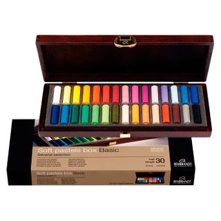 Rembrandt 30 Half Pastel Basic Set Wooden