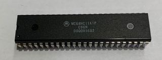 IC MICROPROCESSOR MC68HC11A1P
