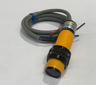 Dino Pop Sensor E3F-DS5C4
